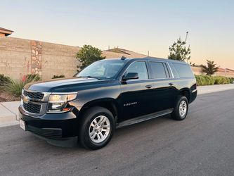 2018 Chevrolet Suburban Full-Size SUV Black