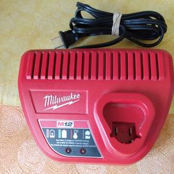 MILWAUKEE M12 CHARGER BATTERY LITHIUM ION DRILL