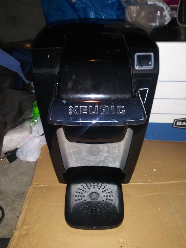 Mini keurig coffee maker