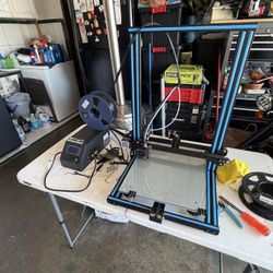 Creality CR-10 + 1 Brand New Spool Of PLA 