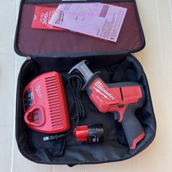 Milwaukee 2520-20 M12 FUEL Brushless HACKZALL Reciprocating Saw Kit