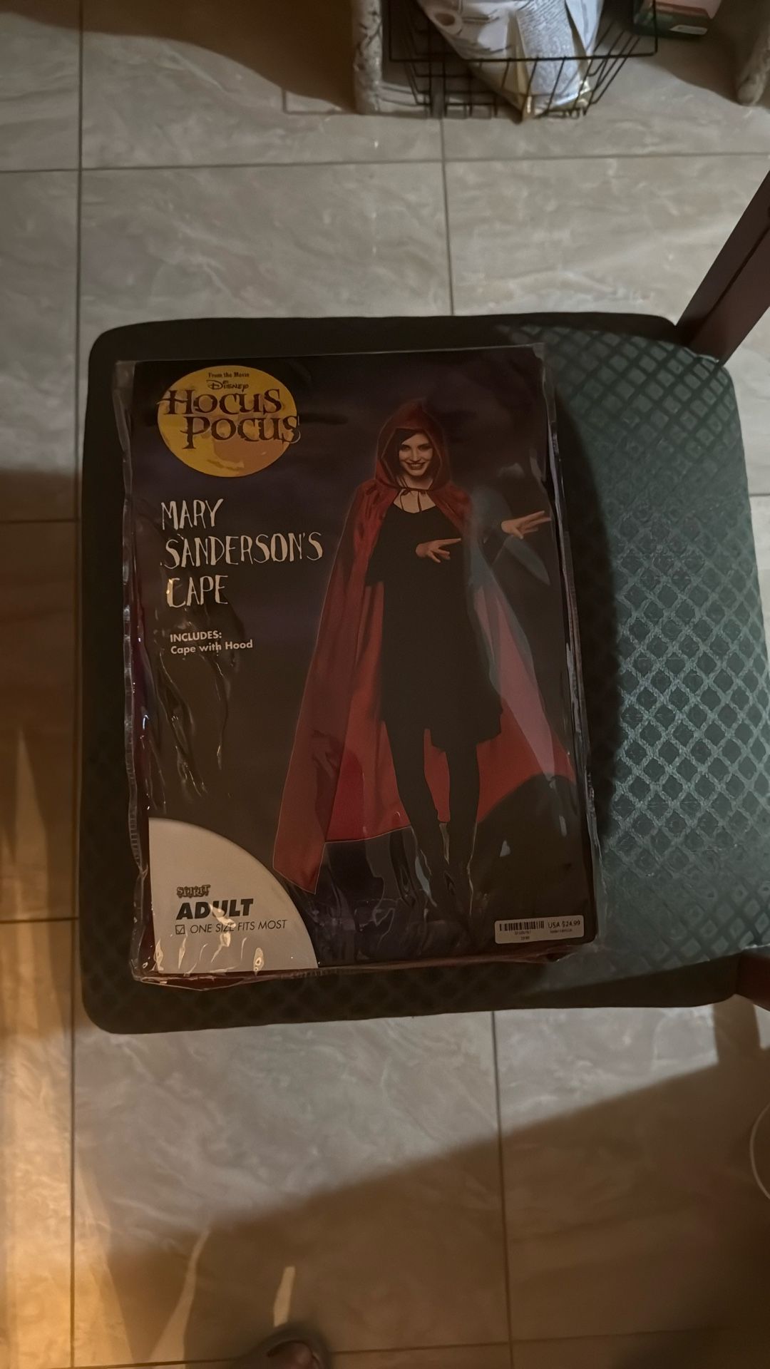 Halloween Costume:MarySanderson’s Cape