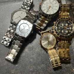 original samsungs galaxy earbuds used and watches