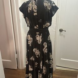 Attention Resellers. Lot Of Gently Used And New Clothing