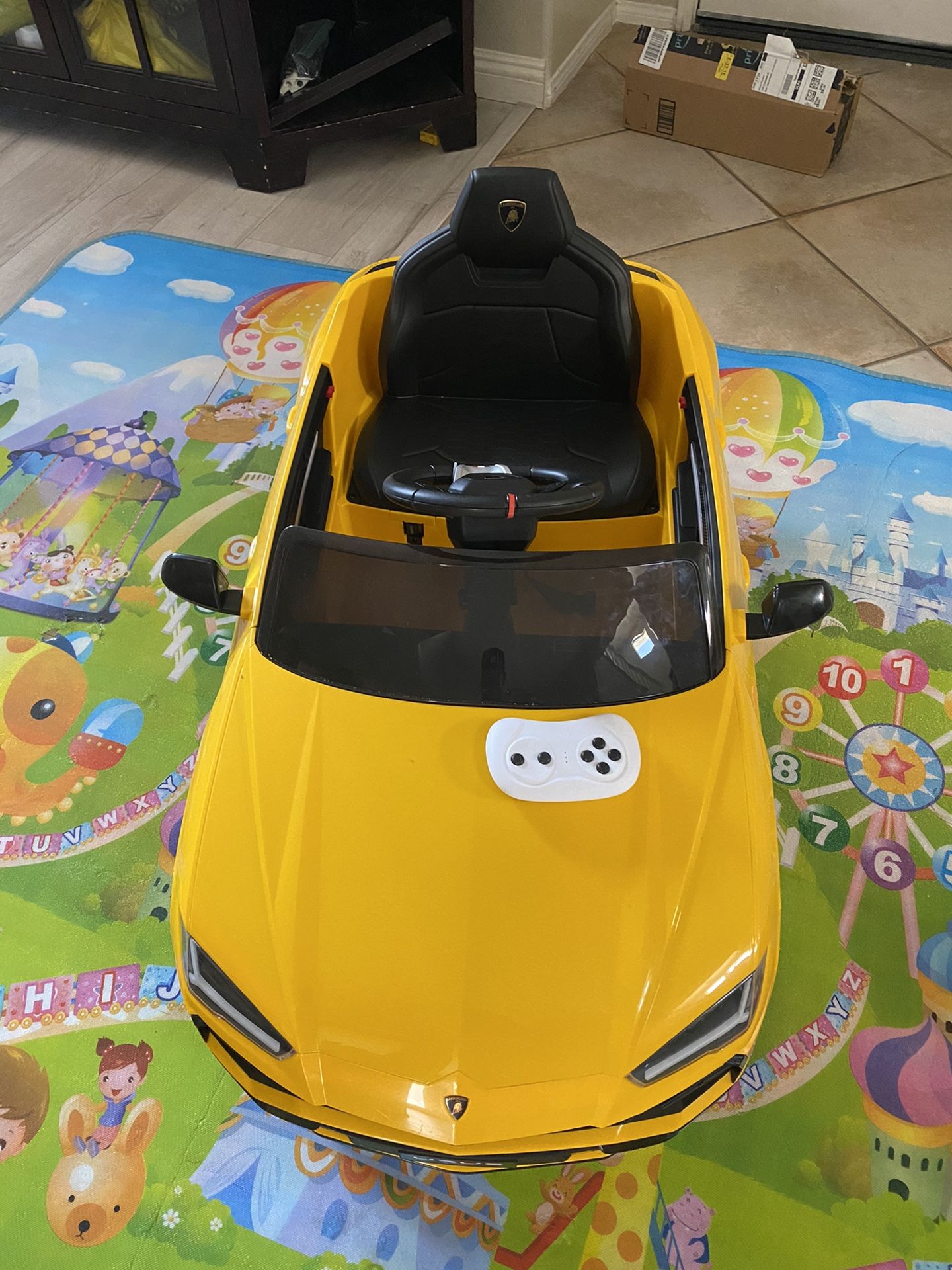 Kidzone 12V 7AH Licensed Lamborghini Urus Kids Ride On Car Electric Vehicle High/Low Speed with 2.4G Remote Control, Horn, Radio, USB Port, AUX, Sprin