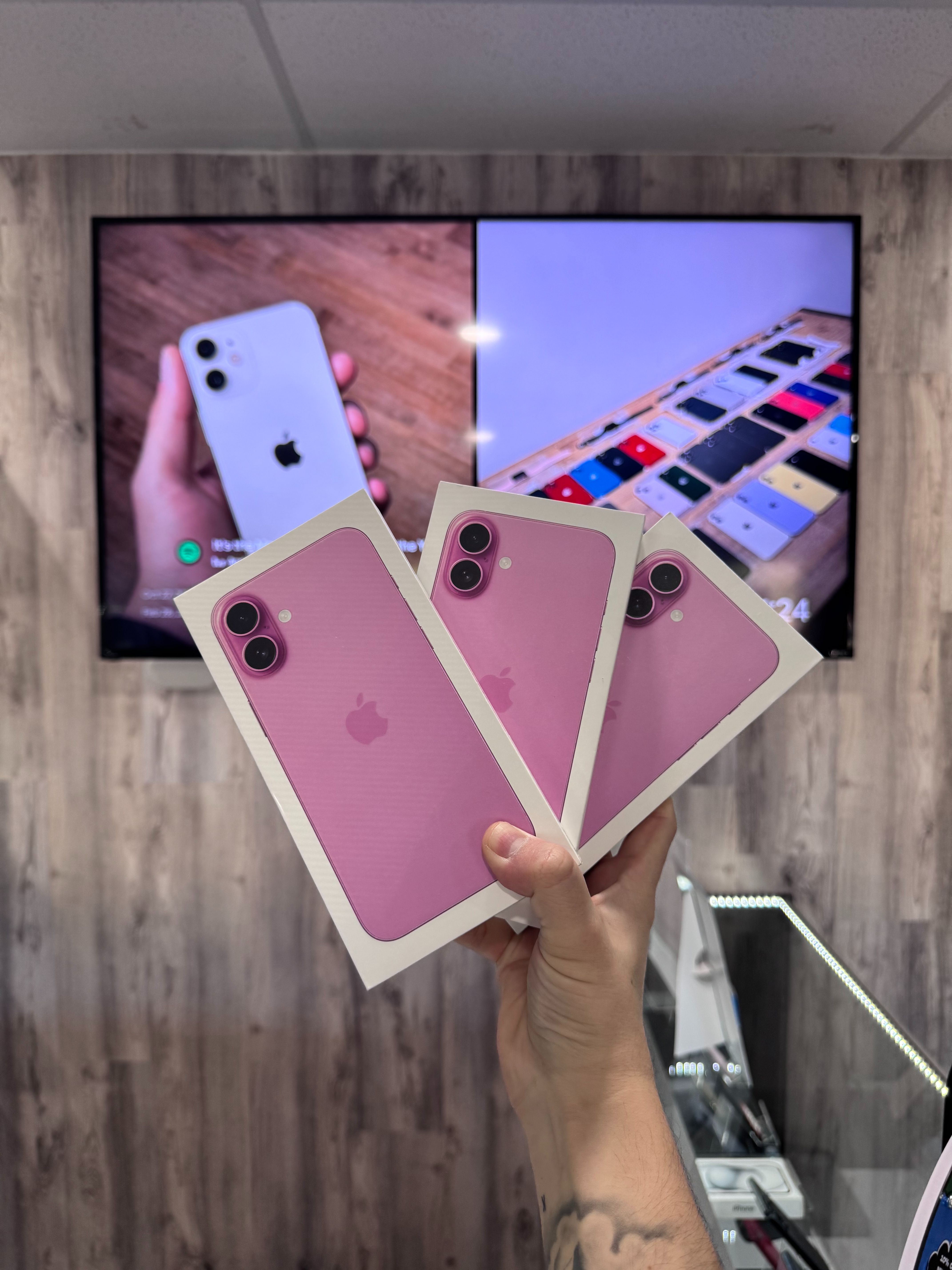 iPhone 16 Plus 128 GB - Rosa Liberado (Garantia)