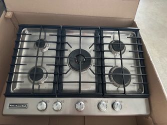Kitchen Aid Gas Cooktop.