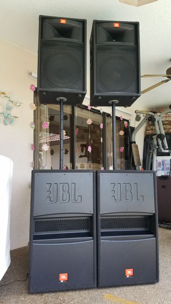JBL Pro Audio Speakers & QSC Amplifiers, Mixer case and Carvin Horns