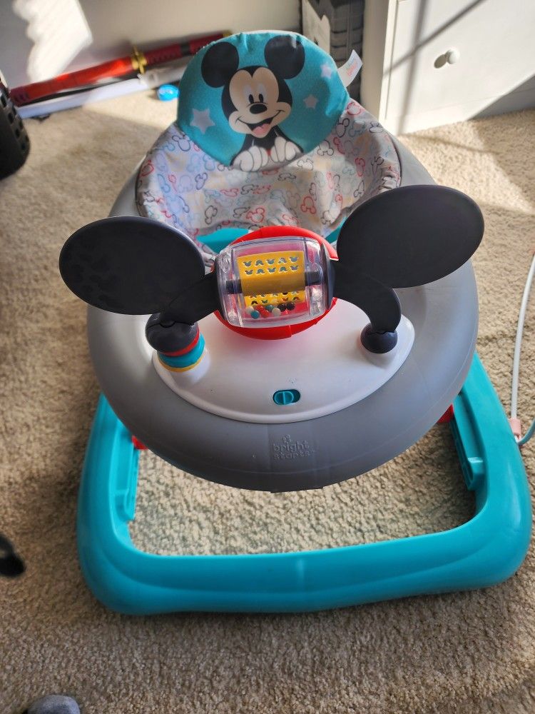 Mickie Mouse Walker