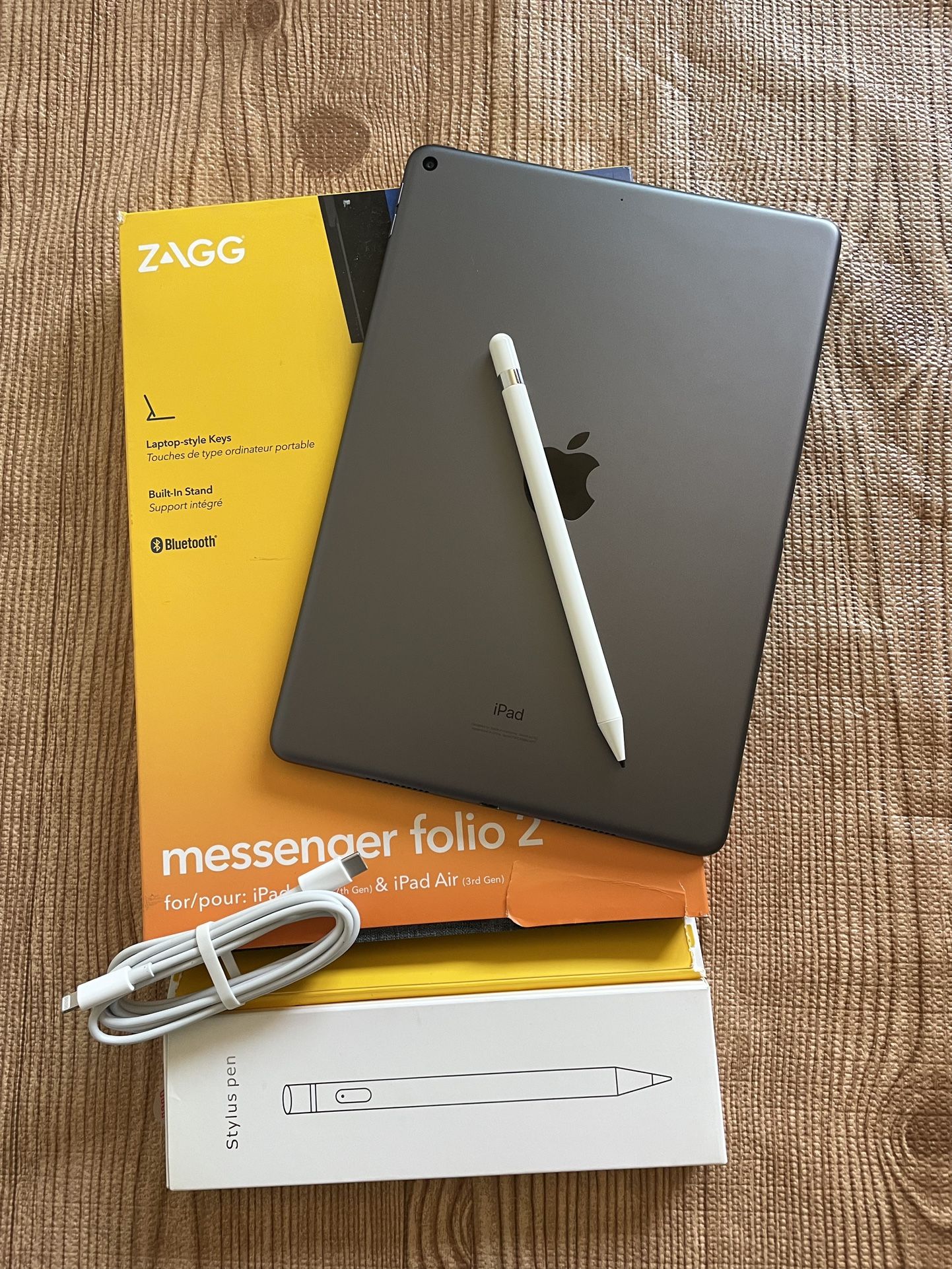 Apple iPad Air 3rd Generation (10.5” screen) 64GB With zagg Keyboard and Pencil 