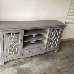 Cabinet/tv Stand 