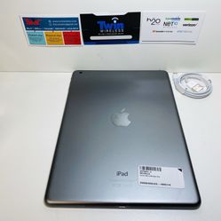 Apple IPad Air Excellent Condition With Free Accessories 