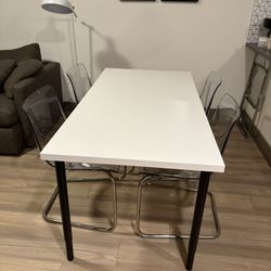 White Table With Adjustable Legs 