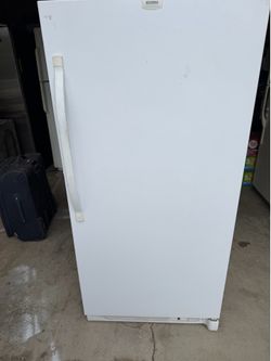 Upright freezer