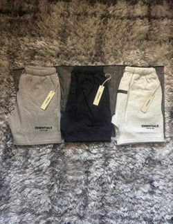 Essential fear of god shorts