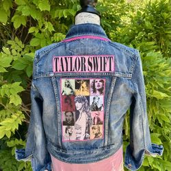 Women's Jean Jacket "Taylor Swift" enhanced with lace-medium