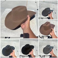 Multiple different cowboy hats