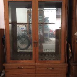 Display Case - Guns Or Collectibles