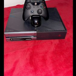 Xbox One W/ Turtle Beach Headphones 