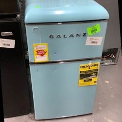 GALANZ Mini FRIDGE‼️APPLIANCE ‼️