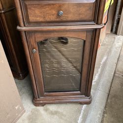 Wood Cabinet Wine Refrigerator 