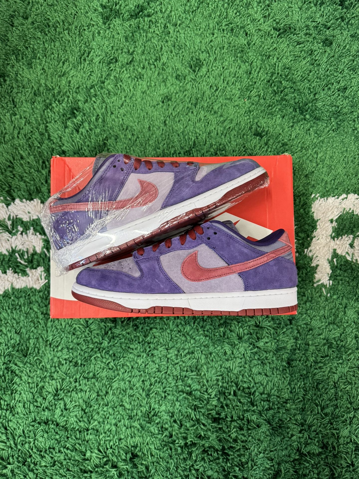 Nike Dunk Plum Size 10.5