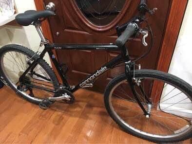 Cannondale Cad1 Mountain / Commuter Bike cad1 almost new perfect condition works all available