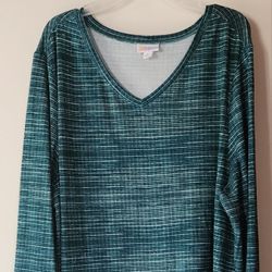 LULAROE LARGE WOMANS GREEN TOP