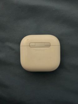 Apple airpods 4 anc and apple watch SE series 3
