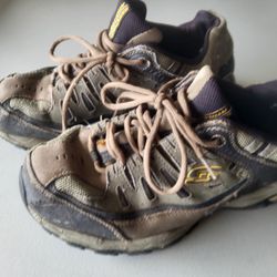 Men's 11 Brown Sketchers