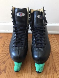 RIEDELL Boy’s Figure Skates (Size 5)