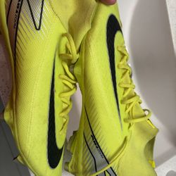 Nike Mercurials  Cleats Size 10 