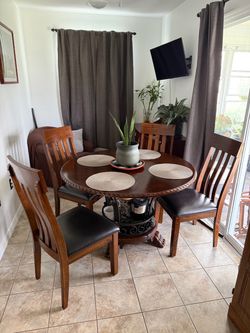 Round Wood Dining Table with 4 Chairs