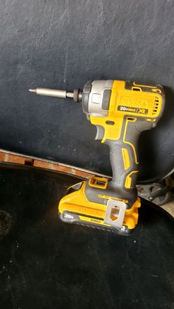 DeWalt impactó xr 20v