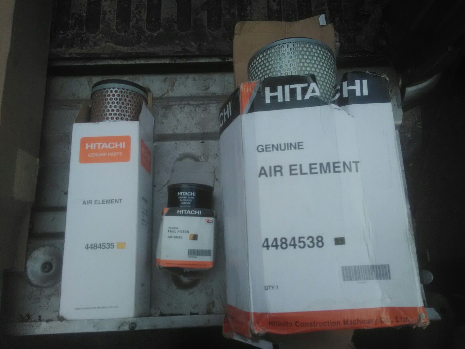 Construction machinery fillters