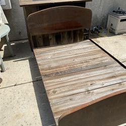Vintage metal bed