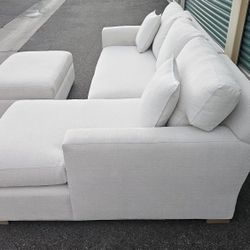 FREE DELIVERY!!! Crate & Barrel "Axis" 2pc Sectional + Ottoman WHITE ($4.3K + Retail...60%+ OFF!!!)