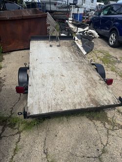 Small utility trailer