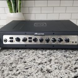 Ampeg Portaflex PF-800 Bass Amplifier