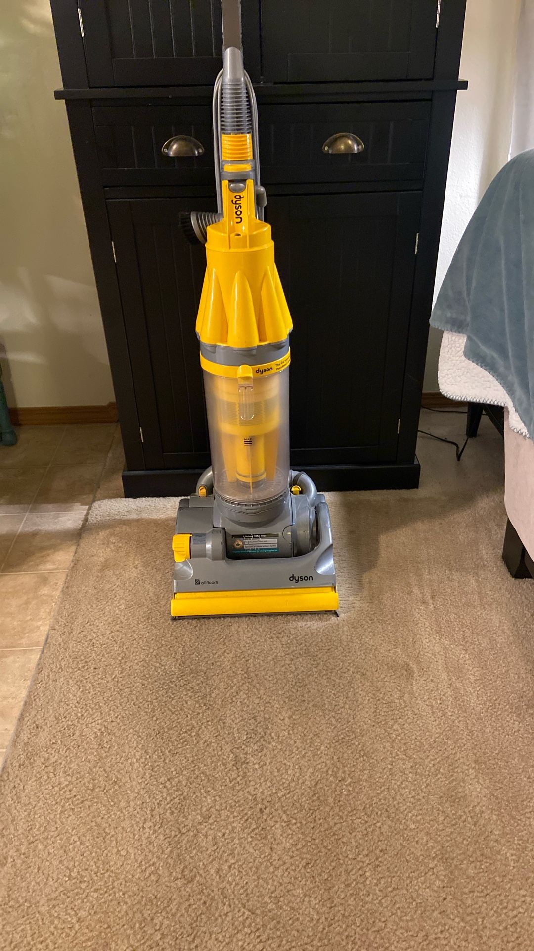 Dyson DC07