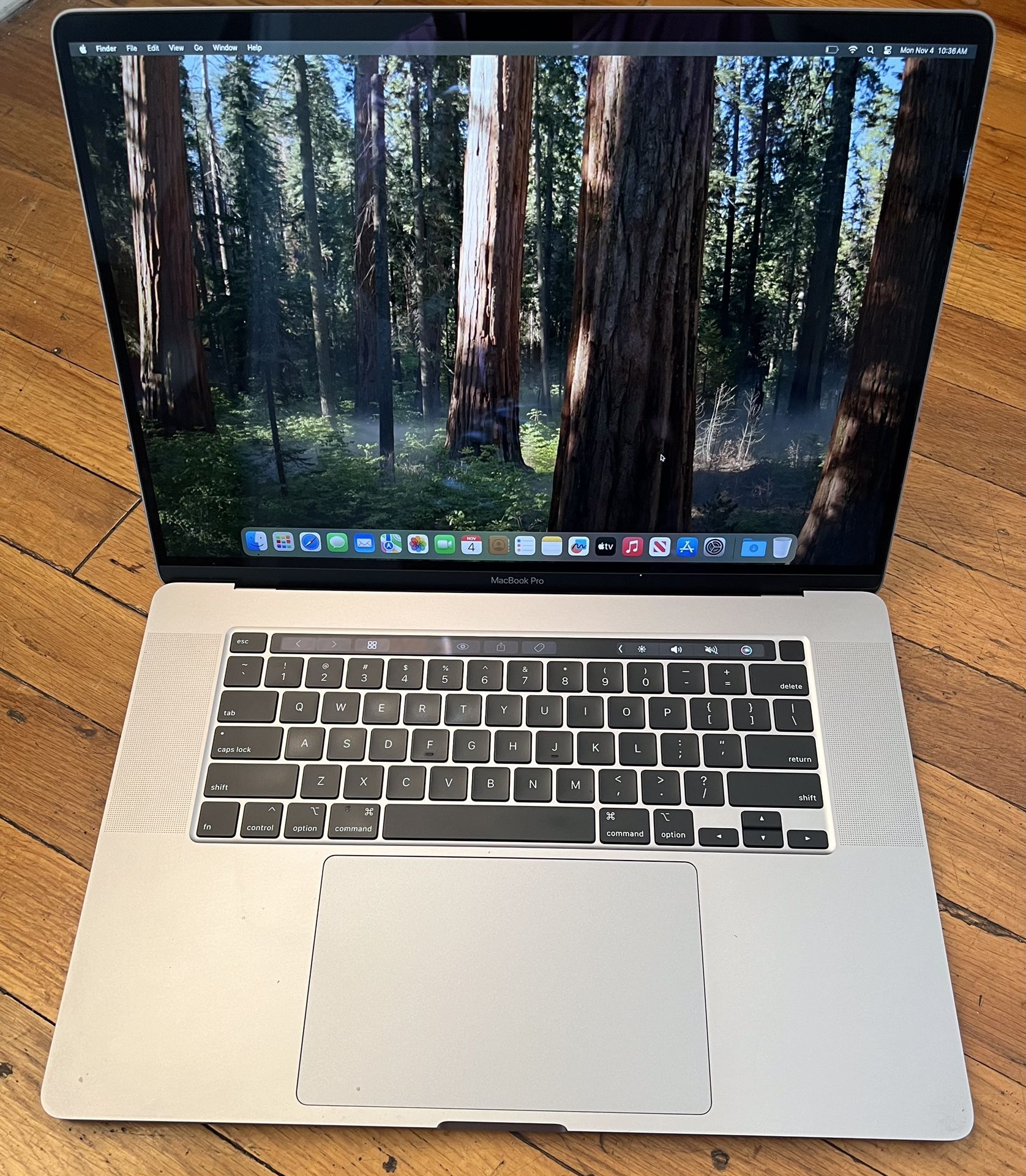 MacBook Pro Touch Bar 16”