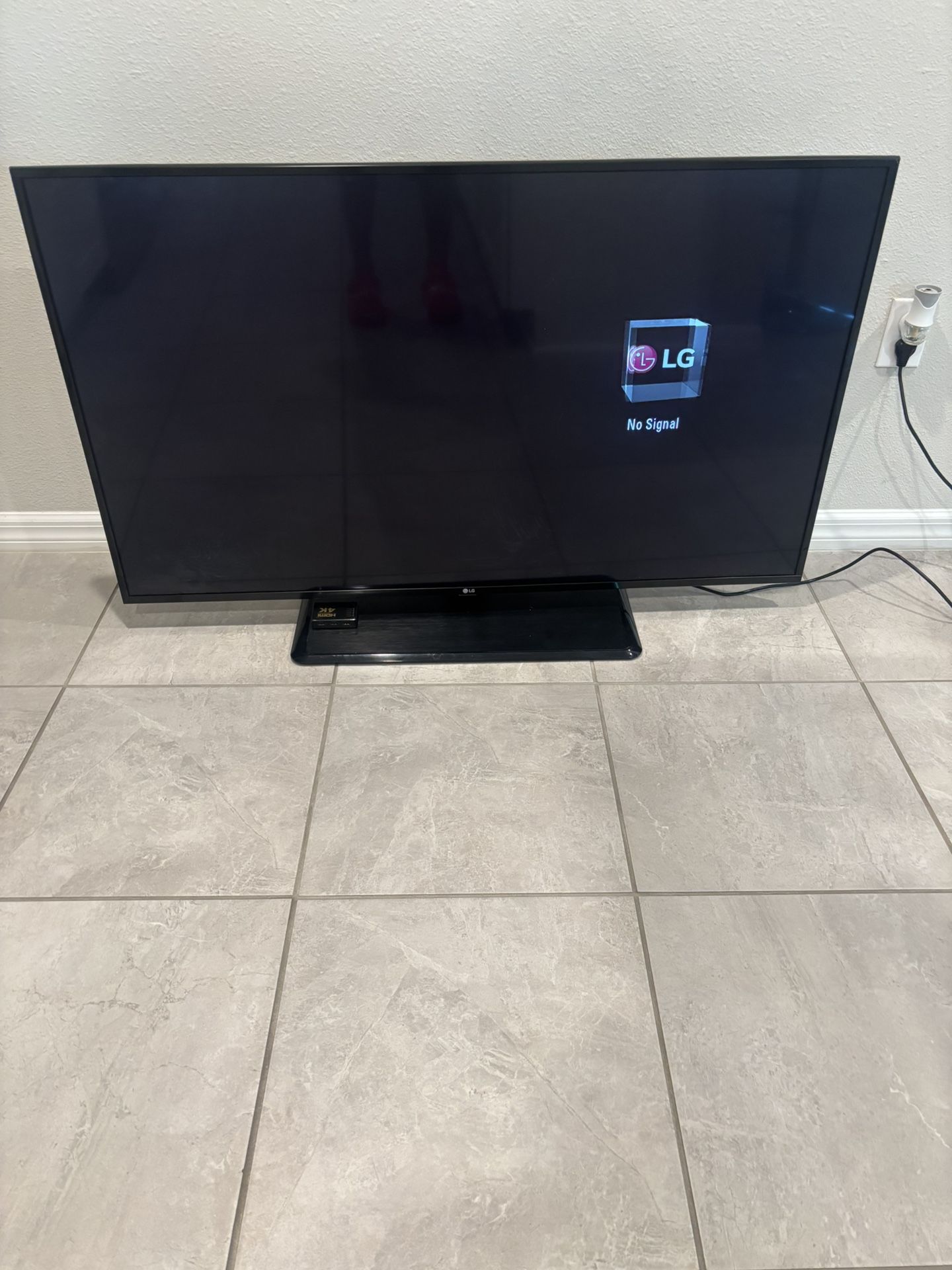 LG TV 55 inch 