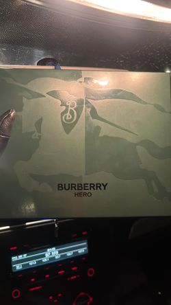 BURBERRY HERO Cologne Gift Set