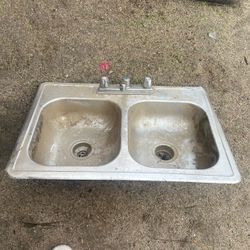 Stainless Steel Double Basin Kitchen Sink with Faucet