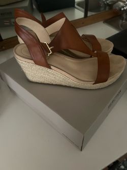 Kenneth Cole sandals