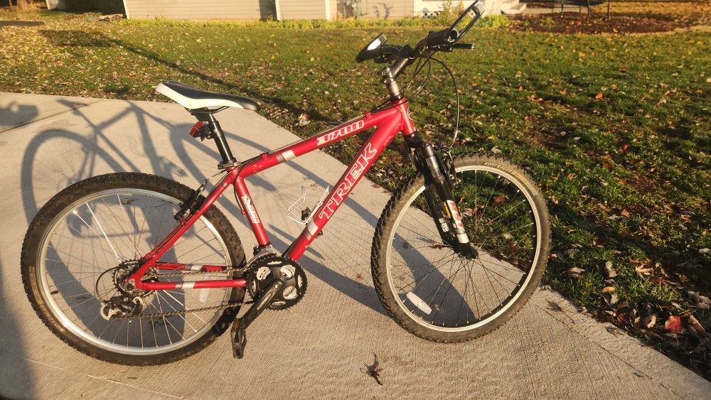 Trek Mountain bike 3700 model