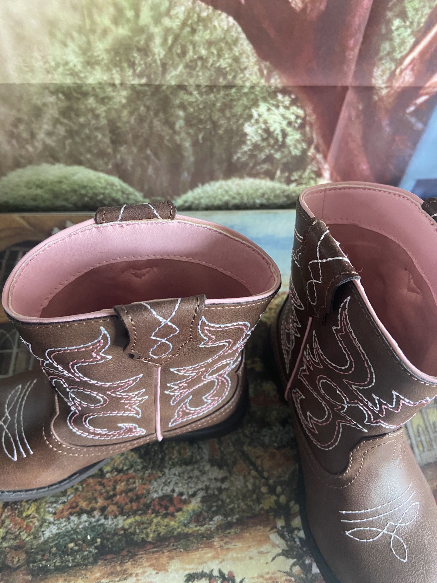 COWGIRL BOOTS STITCHED! GIRLS 🎊🎉🥳CUTE DESIGN TODDLER