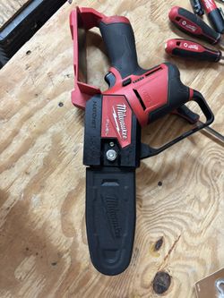 Milwaukee M12 FUEL Hatchet Pruning Saw Kit, 6in. Bar, 12V Li-Ion, Model# 2527-21