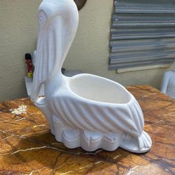 Concrete Pelican Pot