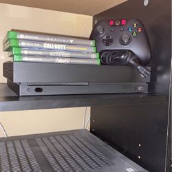XBOX ONE X Console